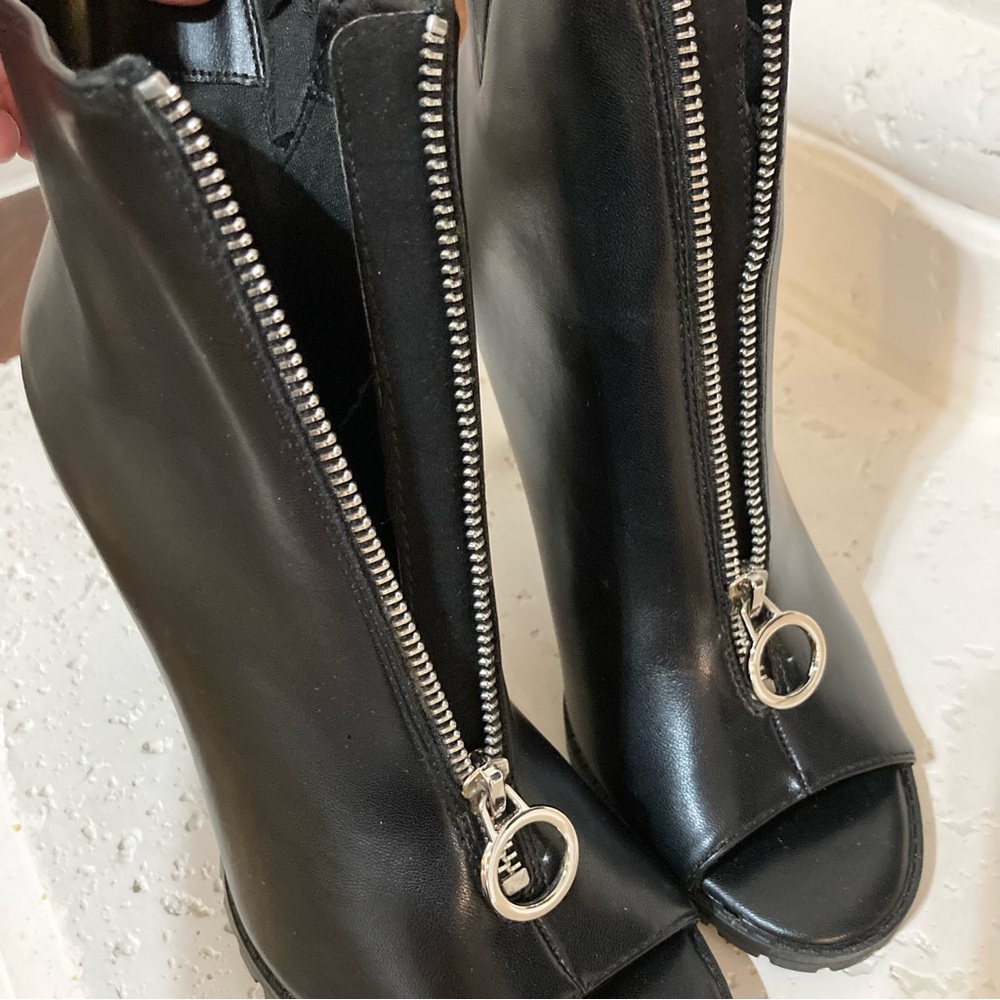 NEW Black Booties Peep Open Toe Bar III Ankle Boots Zip Size 7.5- 8 - Picture 9 of 11